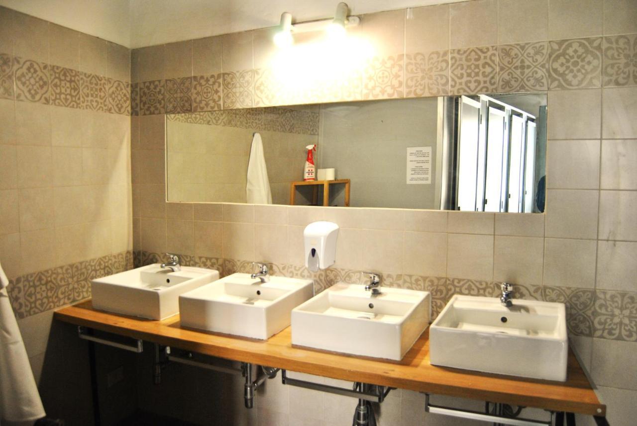 Balarm - Hostel And Bar Palermo Bagian luar foto